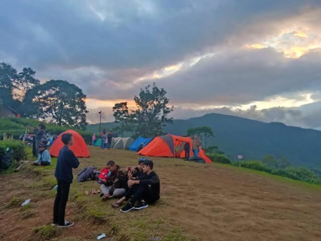Tapian Ratu Camp Real Bukittinggi Ngoại thất bức ảnh