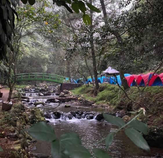 Tapian Ratu Camp Real Bukittinggi Ngoại thất bức ảnh