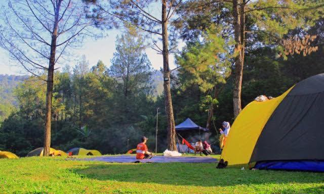 Tapian Ratu Camp Real Bukittinggi Ngoại thất bức ảnh