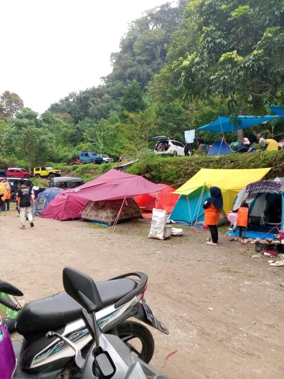 Tapian Ratu Camp Real Bukittinggi Ngoại thất bức ảnh