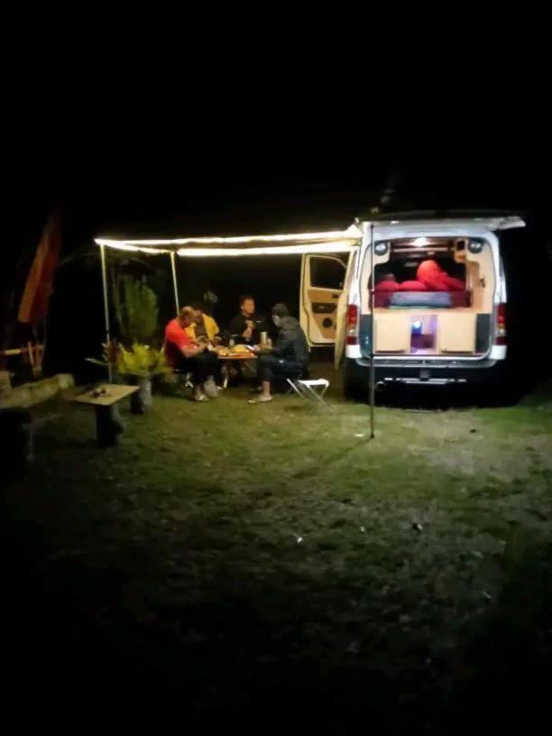 Tapian Ratu Camp Real Bukittinggi Ngoại thất bức ảnh